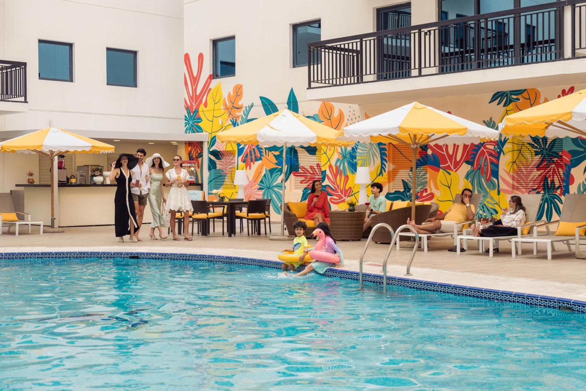 Golden Sands Suites Dubai Exteriör bild