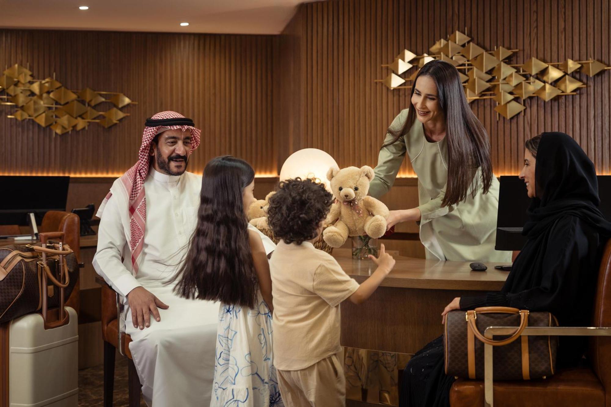 Golden Sands Suites Dubai Exteriör bild
